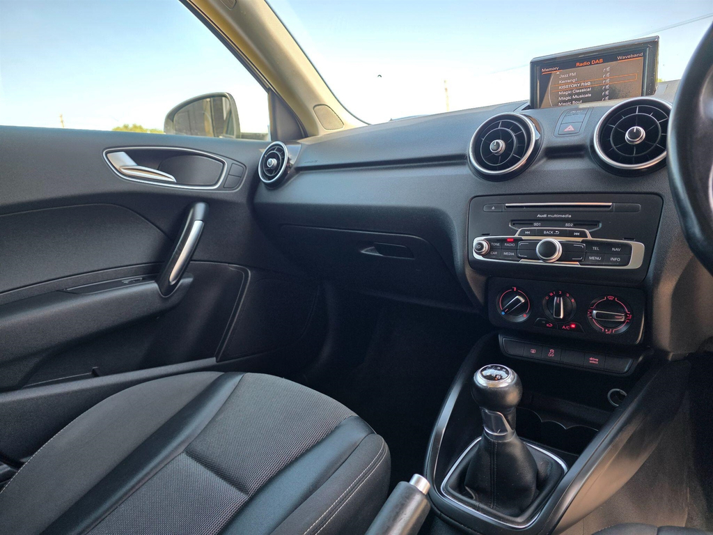 Audi A1 Tdi Sport Blue #26