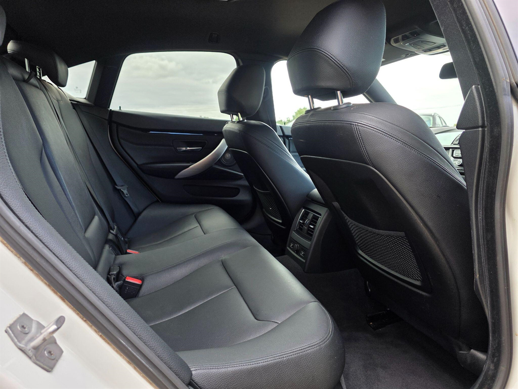 BMW 4 Series M4 S-a Black #27
