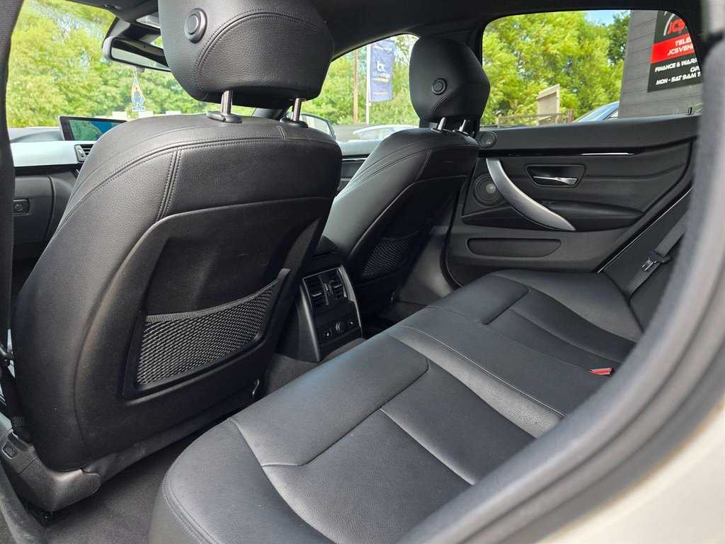 BMW 4 Series M4 S-a Black #34