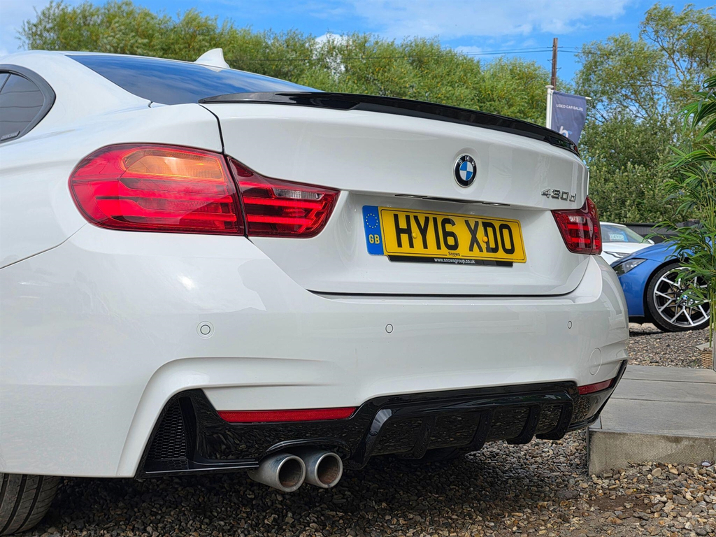 BMW 4 Series M4 S-a Black #21