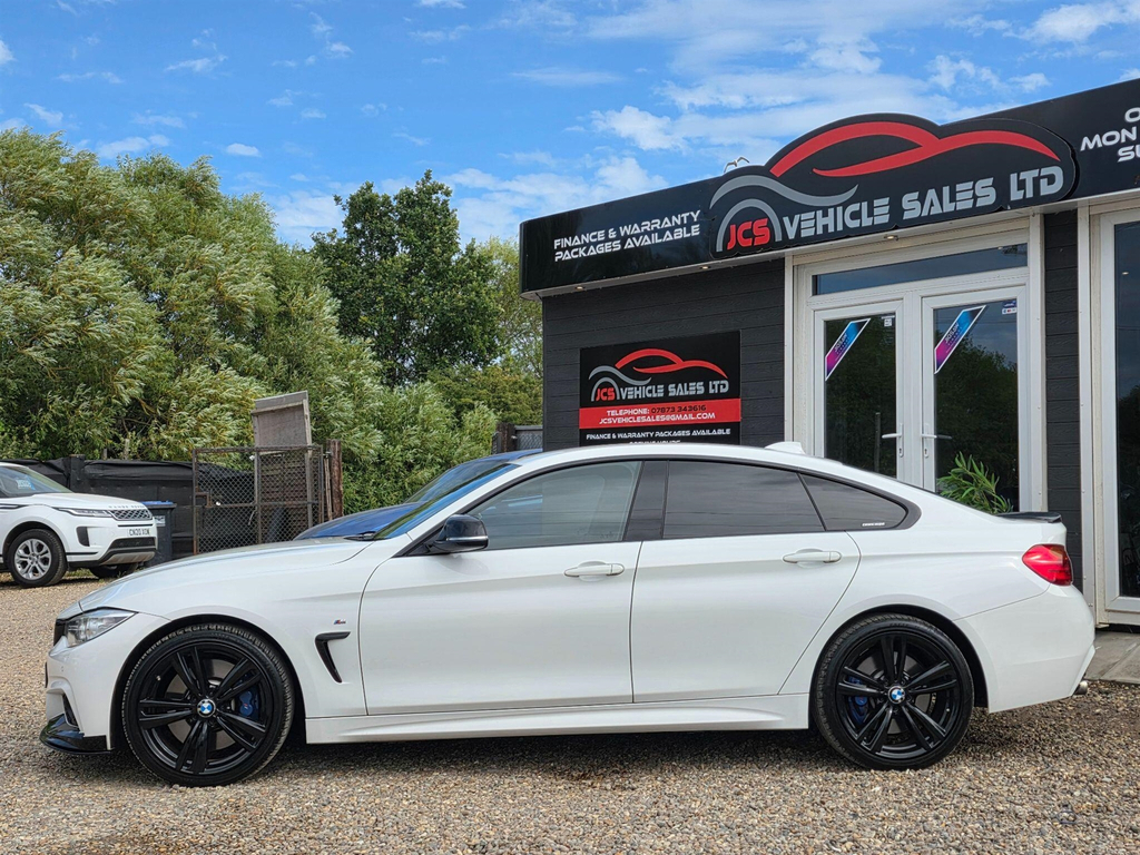 BMW 4 Series M4 S-a Black #11