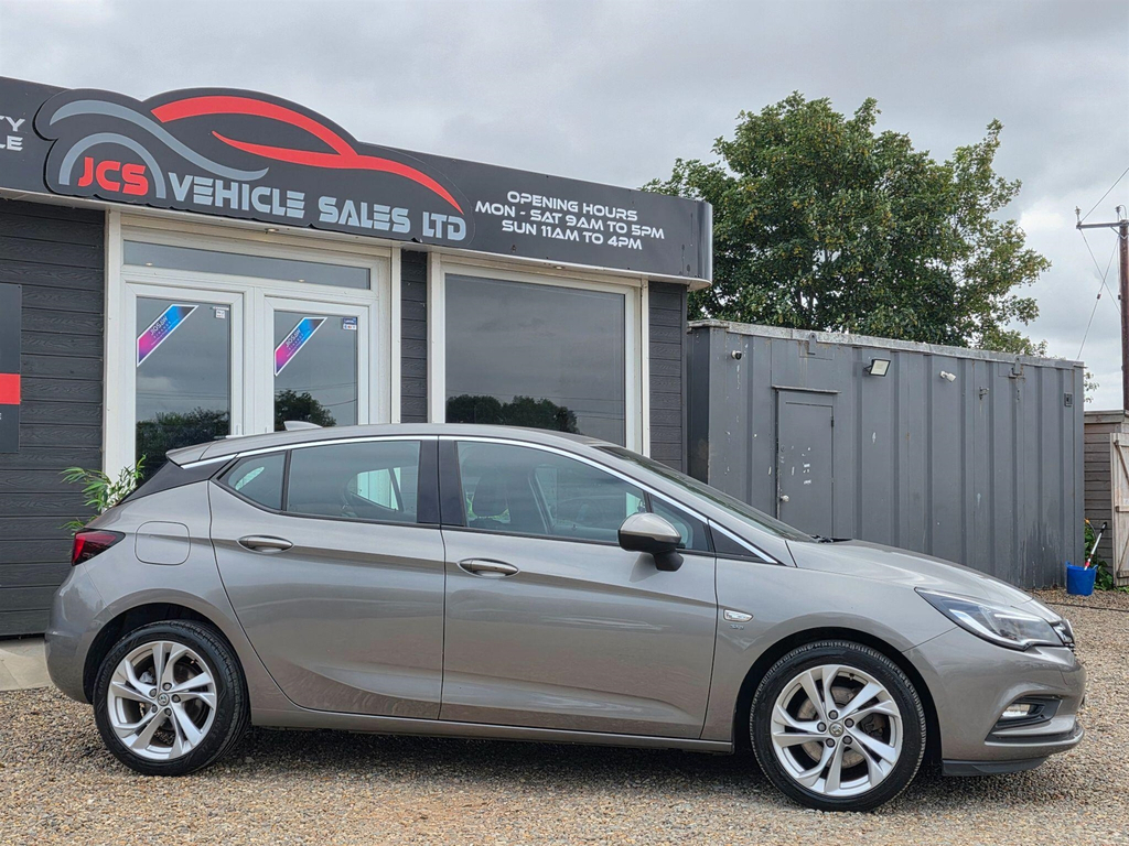 Vauxhall Astra 1.6 Cdti Blueinjection Sri Nav Euro 6 #3