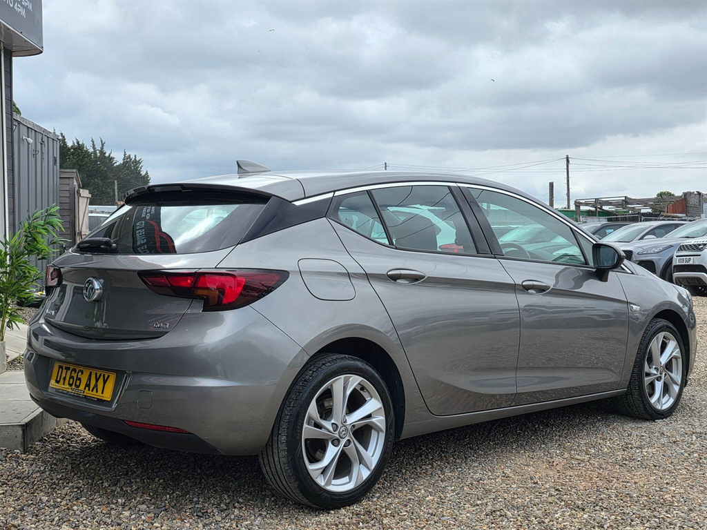 Vauxhall Astra 1.6 Cdti Blueinjection Sri Nav Euro 6 #6