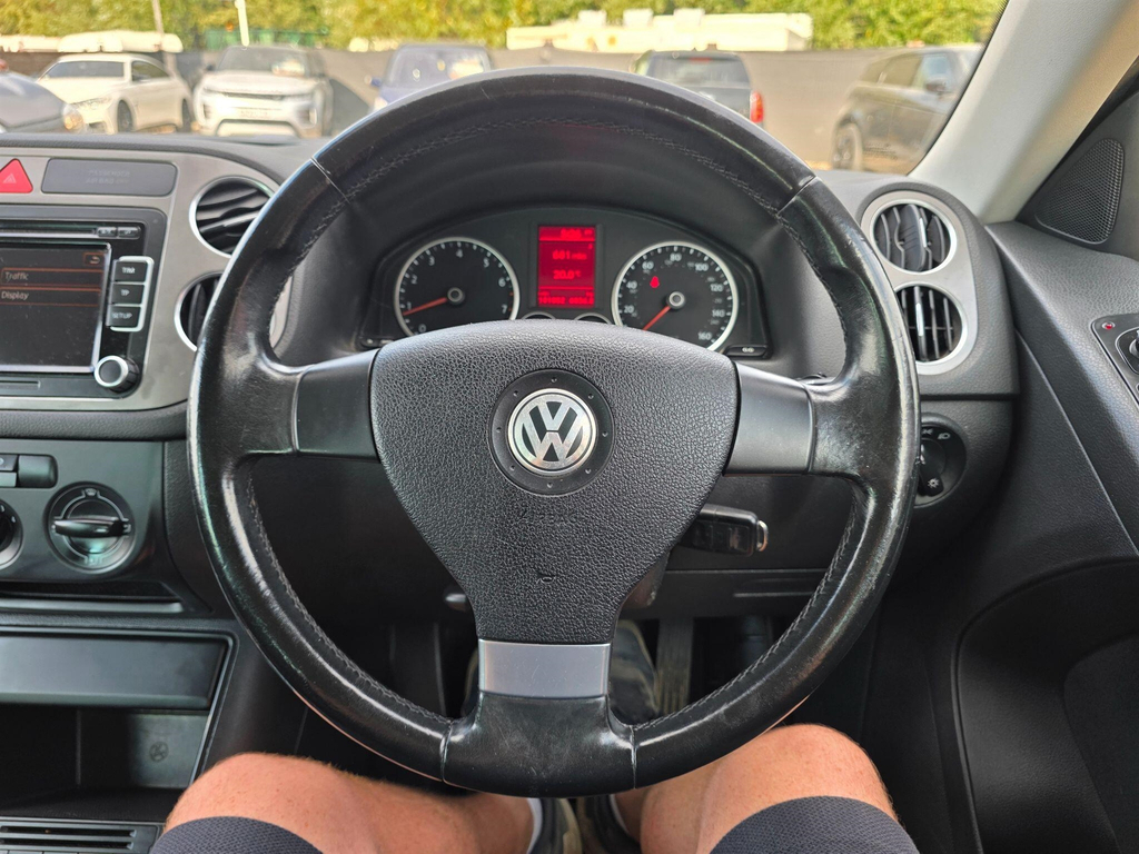 Volkswagen Tiguan S Blue #33