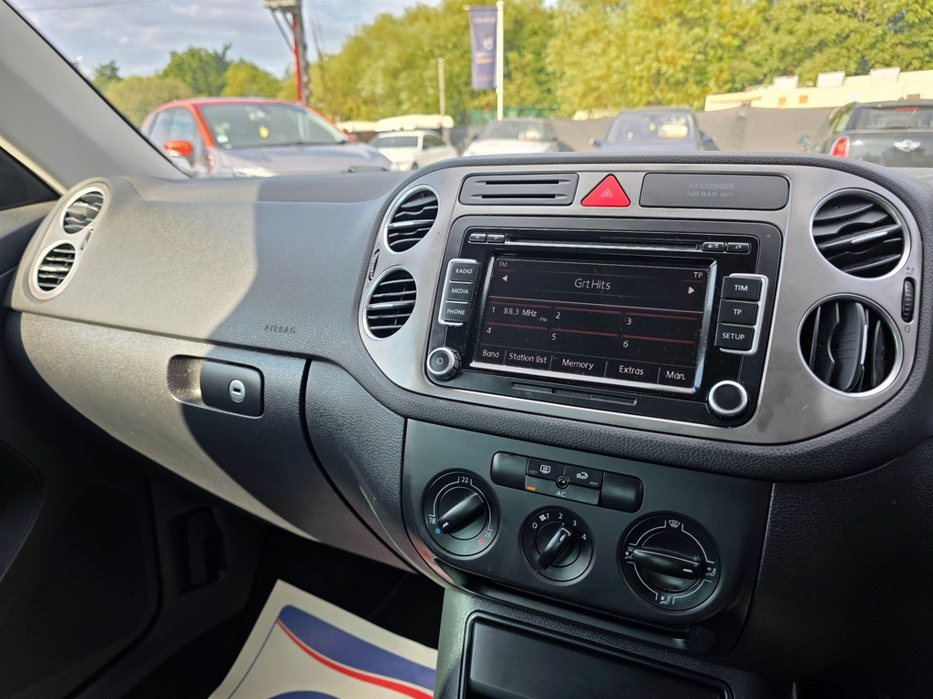 Volkswagen Tiguan S Blue #26