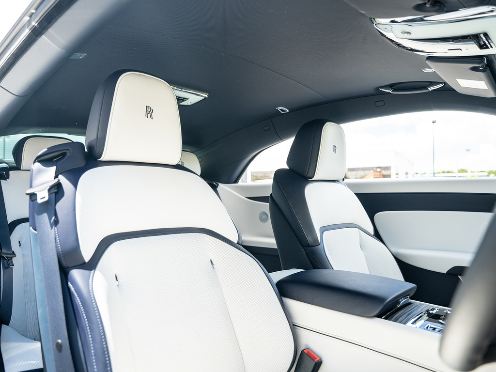 Rolls-Royce Spectre 430Kw 102Kwh YK26XPJ Black #11