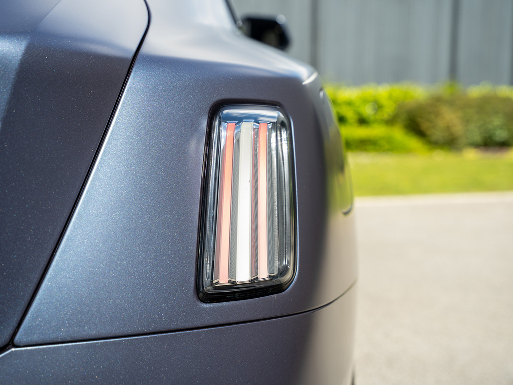 Rolls-Royce Spectre 430Kw 102Kwh YK26XPJ Black #25