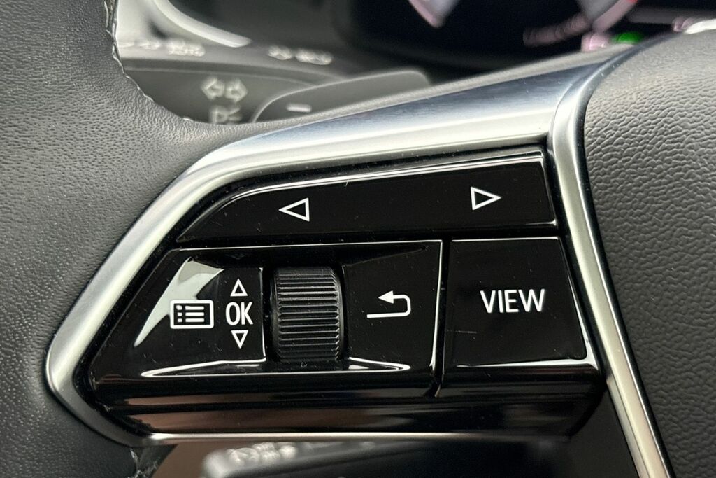 Audi A6 Avant 50 Tfsi E 17.9Kwh Quattro Sport S Tronic Black #16