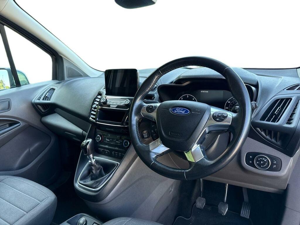 Ford Tourneo Connect Connect 1.5 Ecoblue 120 Titanium Powershift Black #6