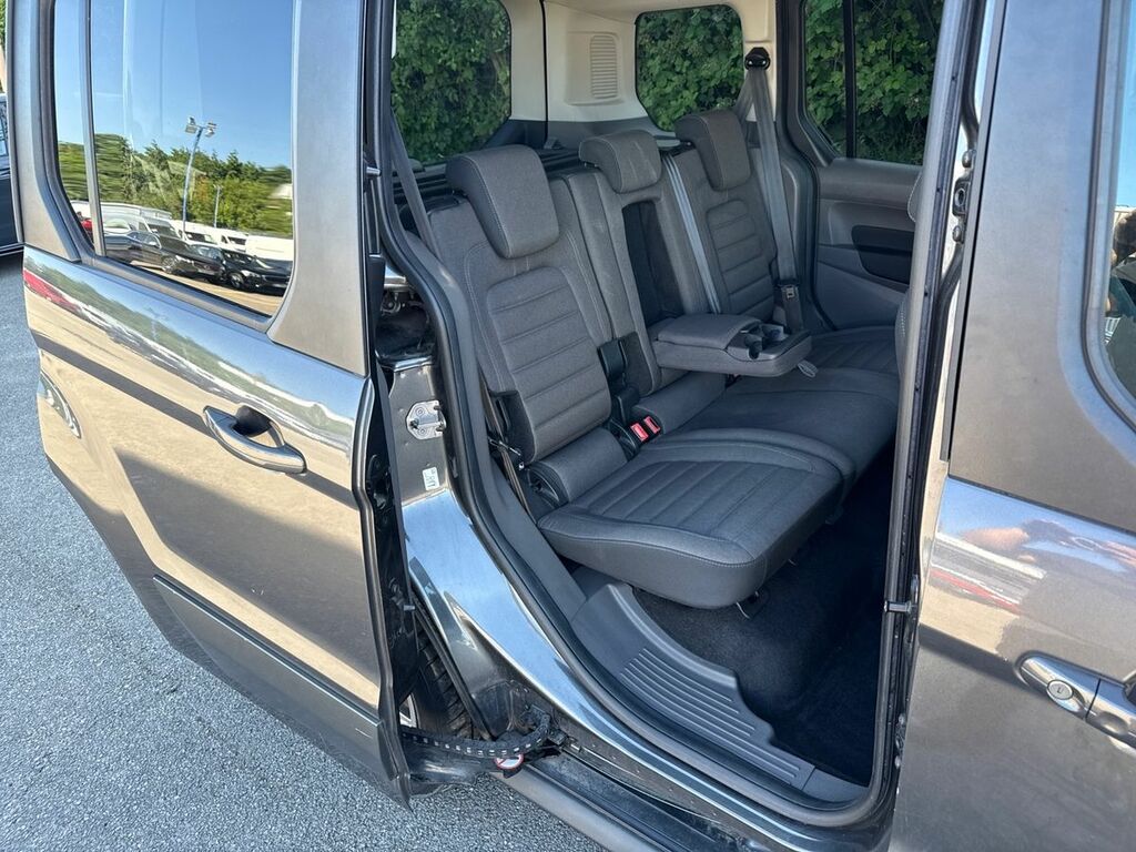 Ford Tourneo Connect Connect 1.5 Ecoblue 120 Titanium Powershift Black #25