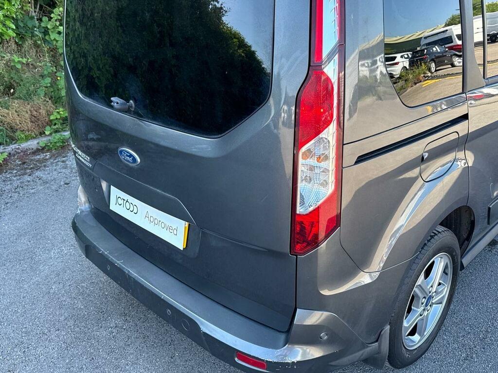 Ford Tourneo Connect Connect 1.5 Ecoblue 120 Titanium Powershift Black #22