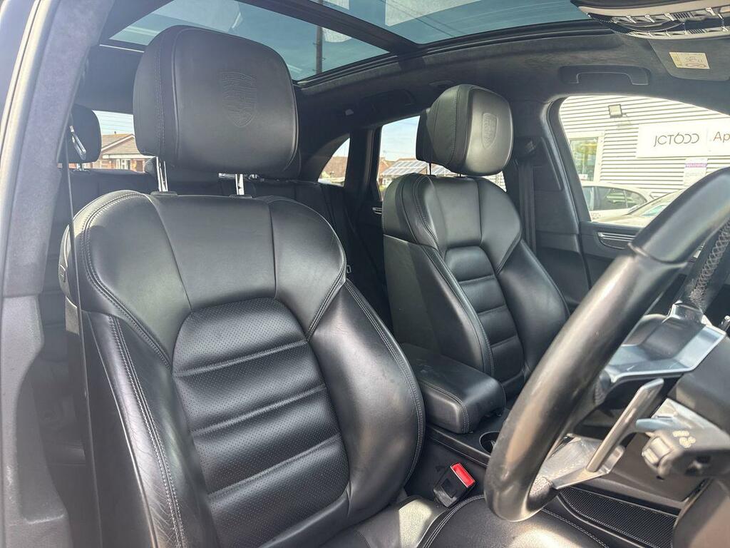 Porsche Macan V6 Gts Pdk 4Wd Euro 6 Ss 360 Ps Red #54