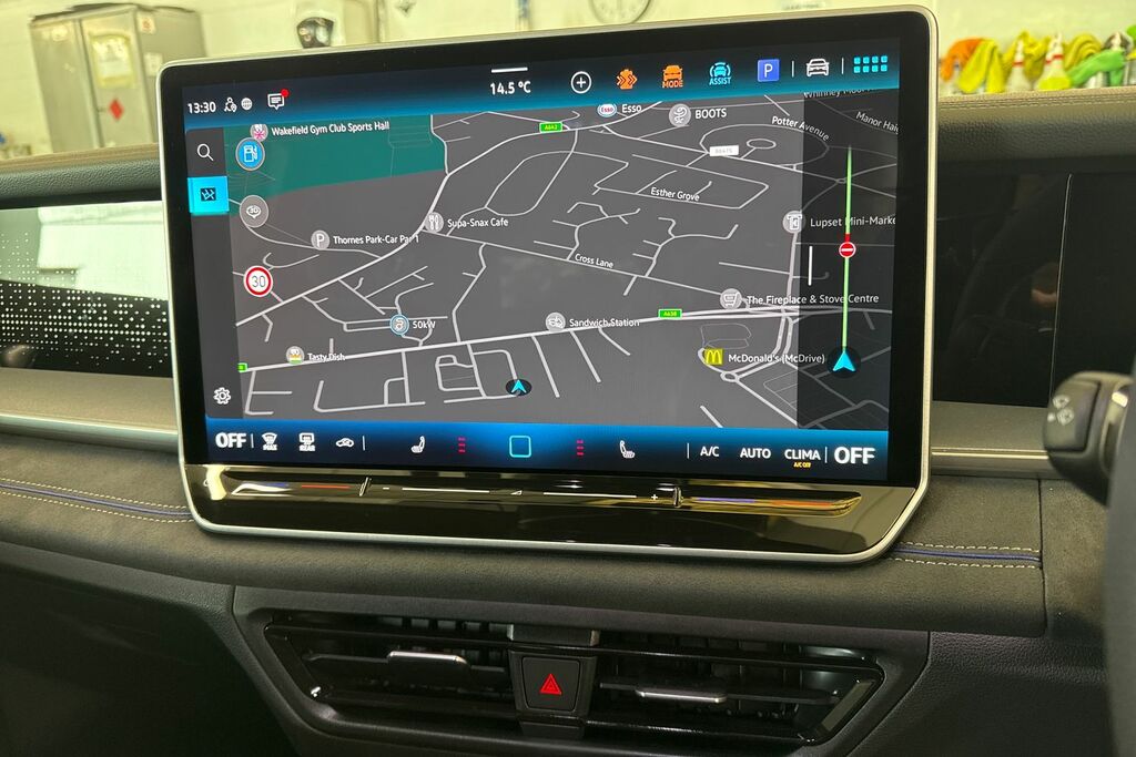 Volkswagen Tayron 1.5 Tsi Ehybrid R-line Edition Dsg6 White #14
