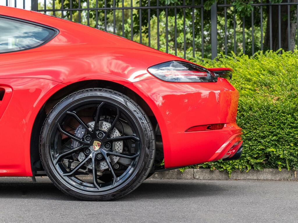 Porsche 718 Cayman Gt4 Euro 6 Blue #43