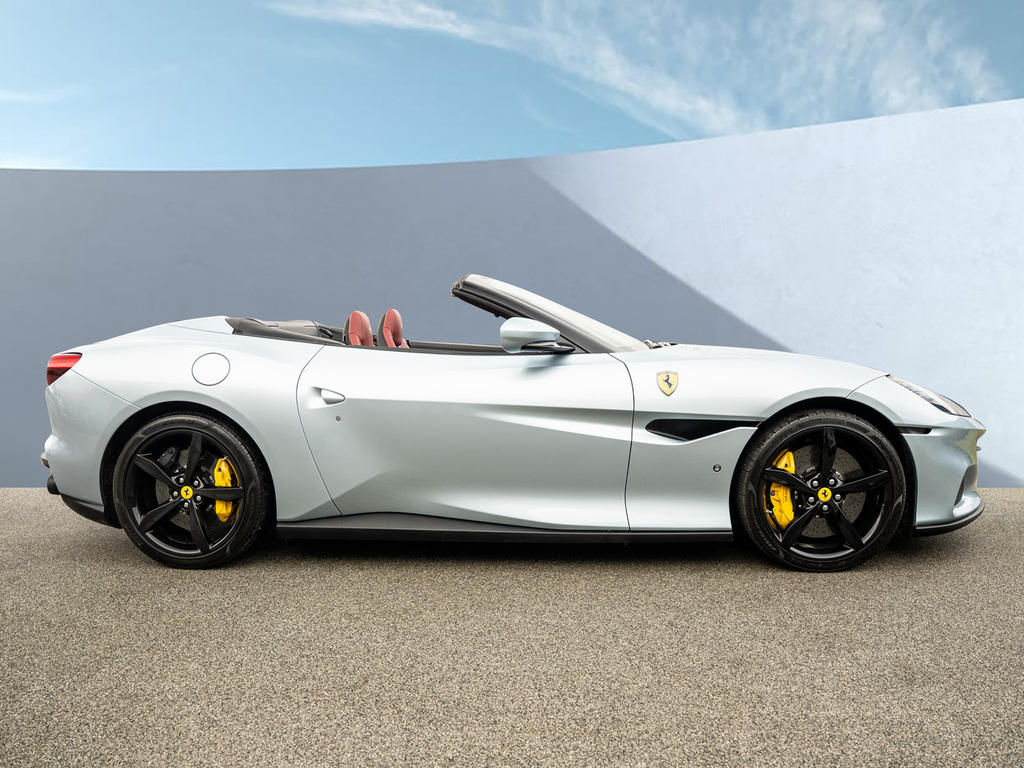 Ferrari Portofino M #5
