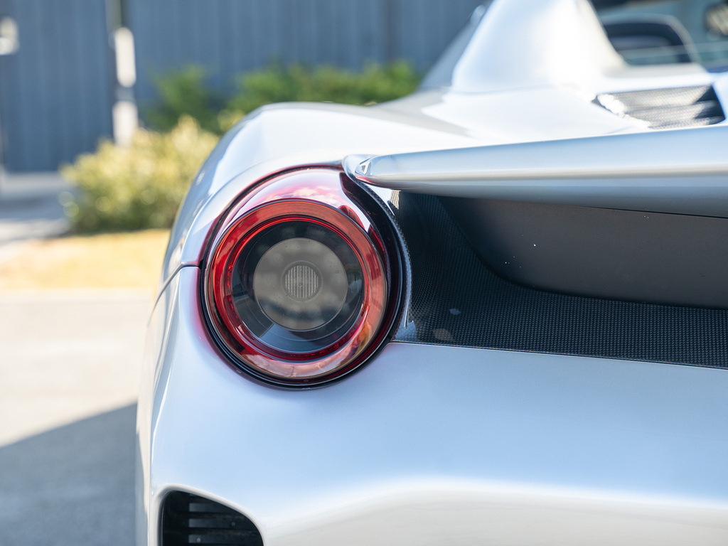 Ferrari 488 Pista Coupe  #33