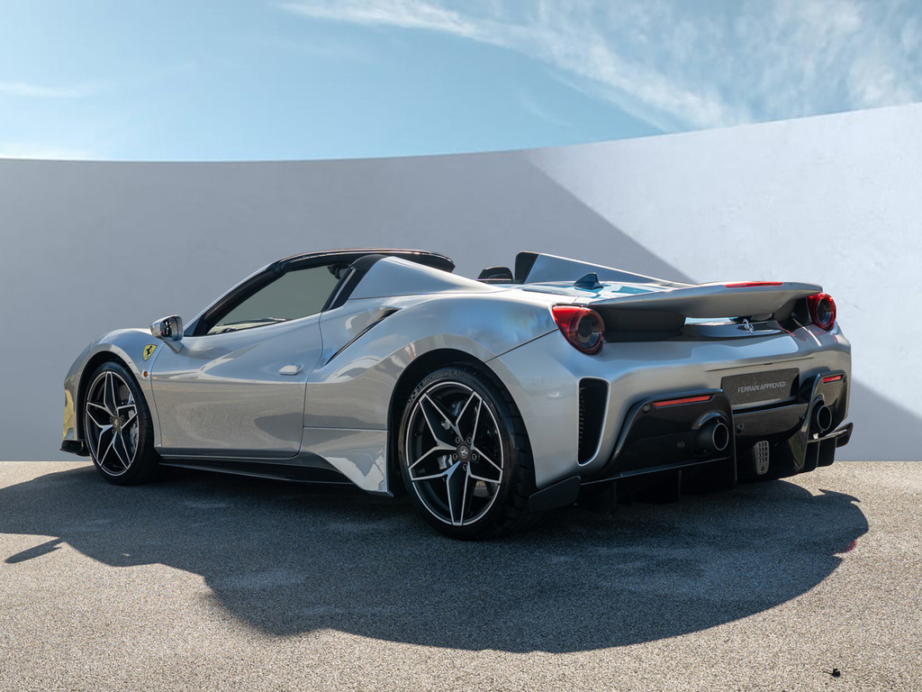 Ferrari 488 Pista Coupe  #4
