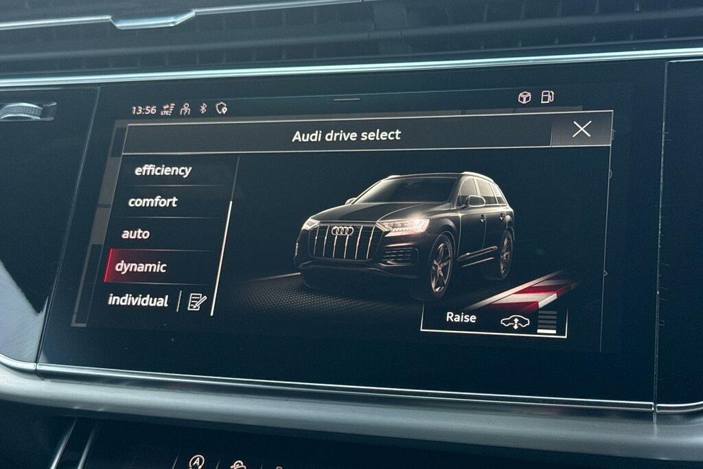 Audi SQ7 4L Vorsprung White #26