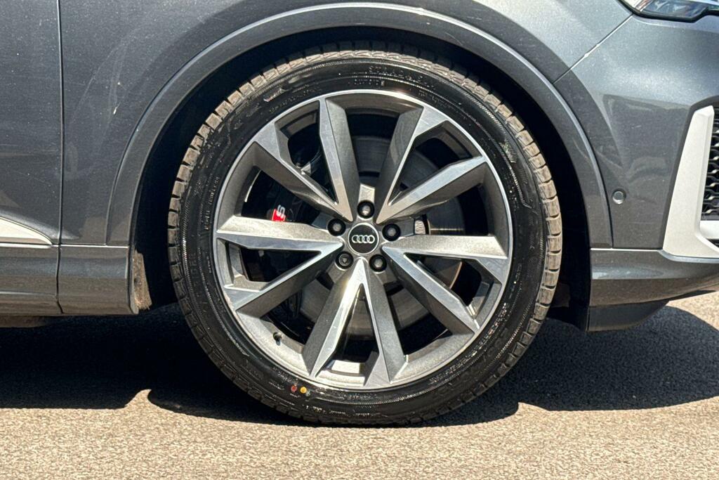 Audi SQ7 4L Vorsprung White #5