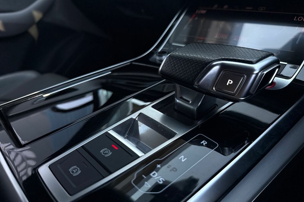 Audi SQ7 4L Vorsprung White #23