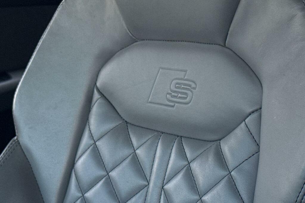 Audi SQ7 4L Vorsprung White #44