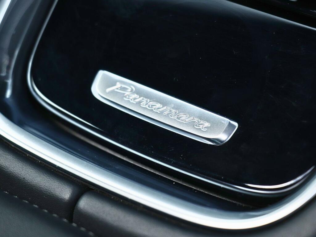 Porsche Panamera Panamera 4 E-hybrid Sport Turismo Platinum Edition Red #49