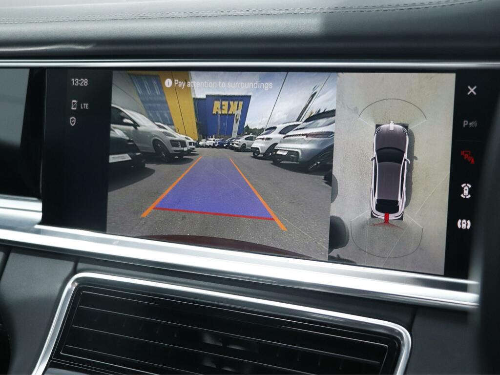 Porsche Panamera Panamera 4 E-hybrid Sport Turismo Platinum Edition Red #35