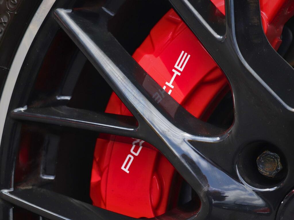 Porsche Panamera Panamera 4 E-hybrid Sport Turismo Platinum Edition Red #17
