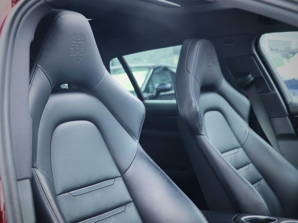 Porsche Panamera Panamera 4 E-hybrid Sport Turismo Platinum Edition Red #44