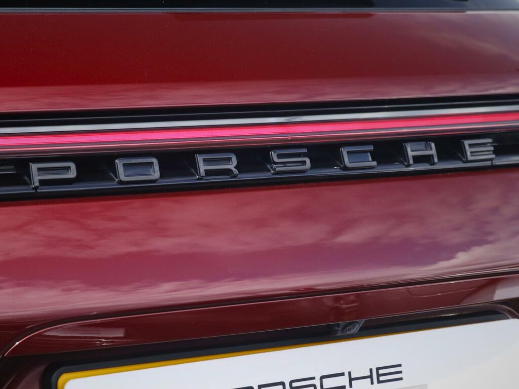 Porsche Panamera Panamera 4 E-hybrid Sport Turismo Platinum Edition Red #14