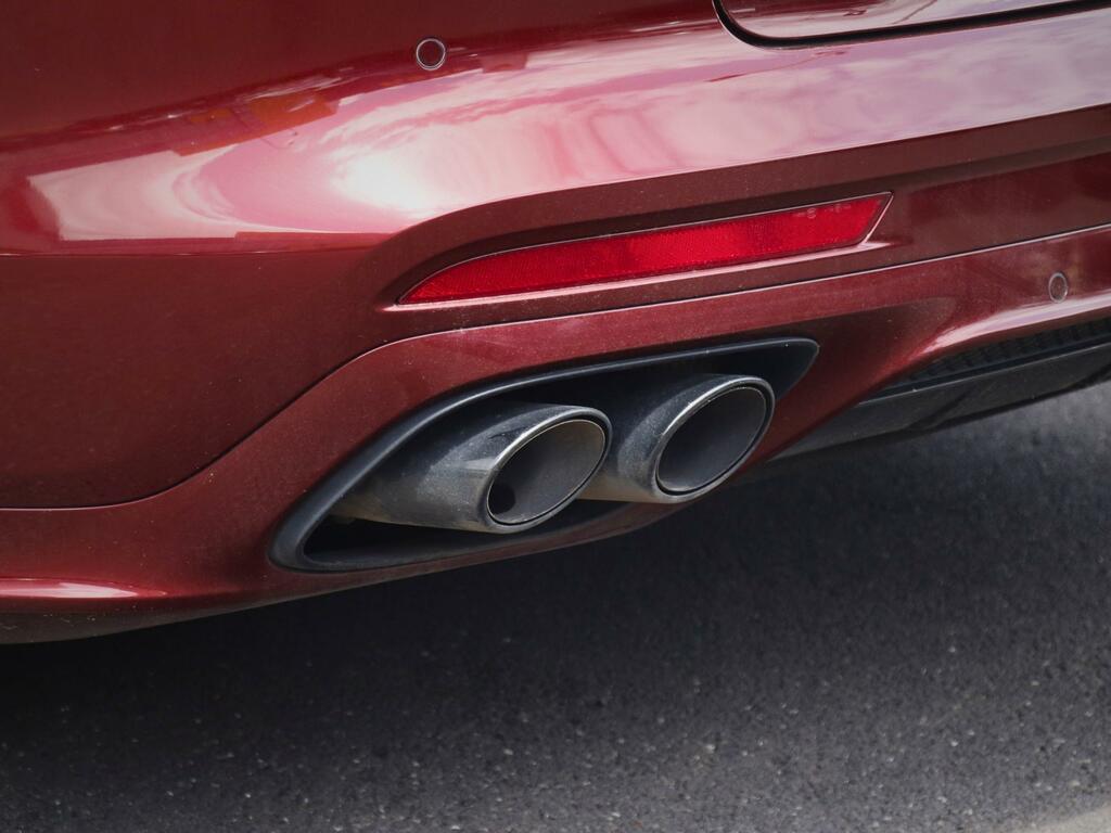 Porsche Panamera Panamera 4 E-hybrid Sport Turismo Platinum Edition Red #15