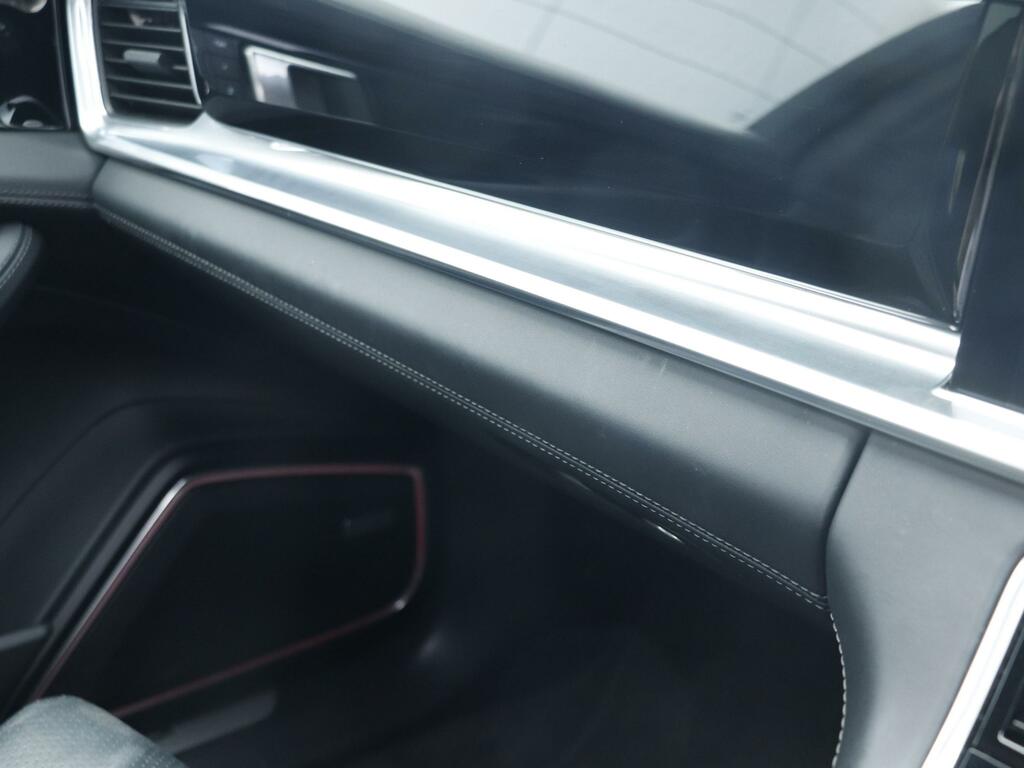 Porsche Panamera Panamera 4 E-hybrid Sport Turismo Platinum Edition Red #26