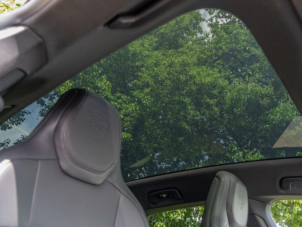 Porsche Taycan 350Kw 93Kwh Rwd Grey #42