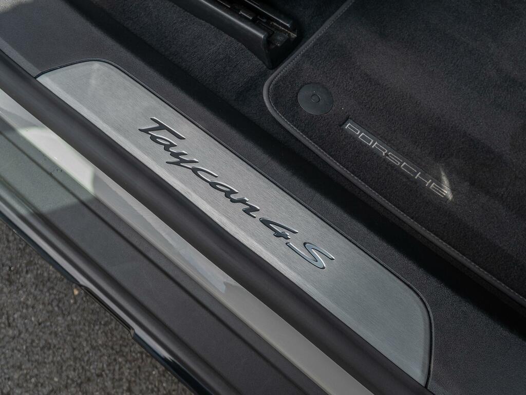 Porsche Taycan 350Kw 93Kwh Rwd Grey #28
