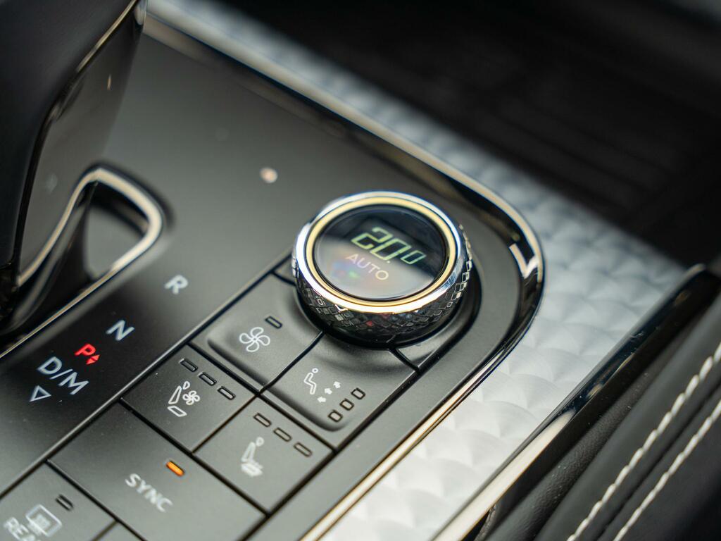 Bentley Flying Spur Mulliner Blue #32