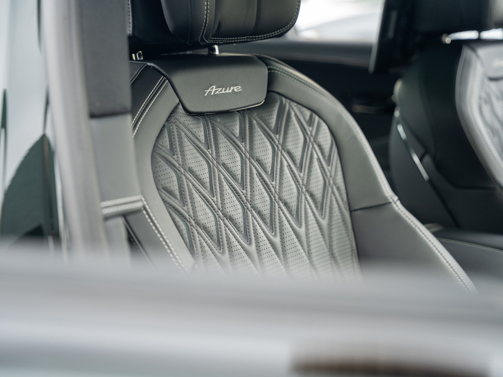 Bentley Flying Spur Mulliner Blue #26