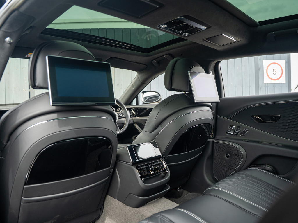 Bentley Flying Spur Mulliner Blue #25