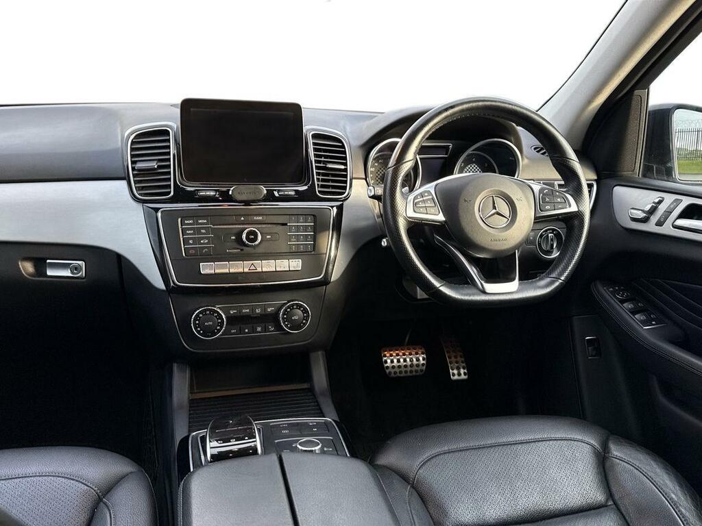 Mercedes-Benz GLE Class 3.0 Gle350d V6 Amg Line Premium G-tronic 4Matic White #11