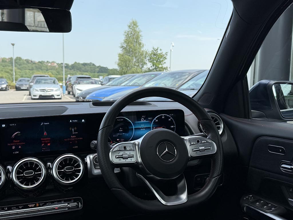 Mercedes-Benz EQB Eqb 300 66.5Kwh Amg Line Premium Suv Electri Black #45