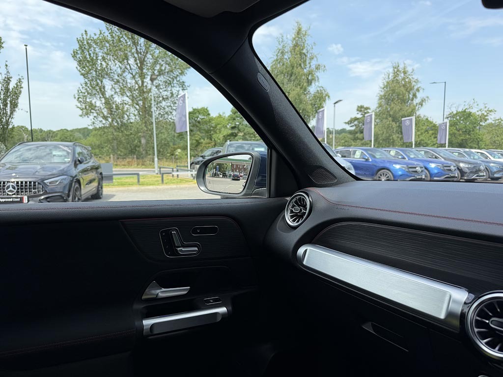 Mercedes-Benz EQB Eqb 300 66.5Kwh Amg Line Premium Suv Electri Black #33
