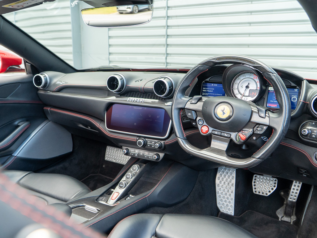 Ferrari Portofino #12