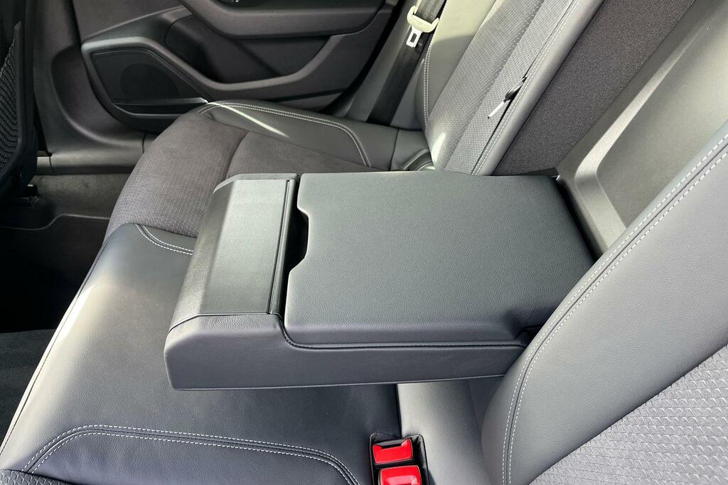 Audi A6 Avant 2.0 Tdi Edition 1 Estate S Tronic Quatt Green #25