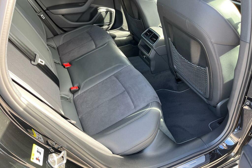 Audi A6 Avant 2.0 Tdi Edition 1 Estate S Tronic Quatt Green #32