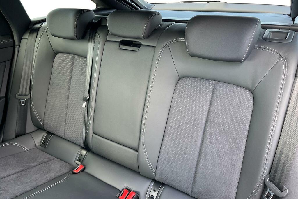 Audi A6 Avant 2.0 Tdi Edition 1 Estate S Tronic Quatt Green #9