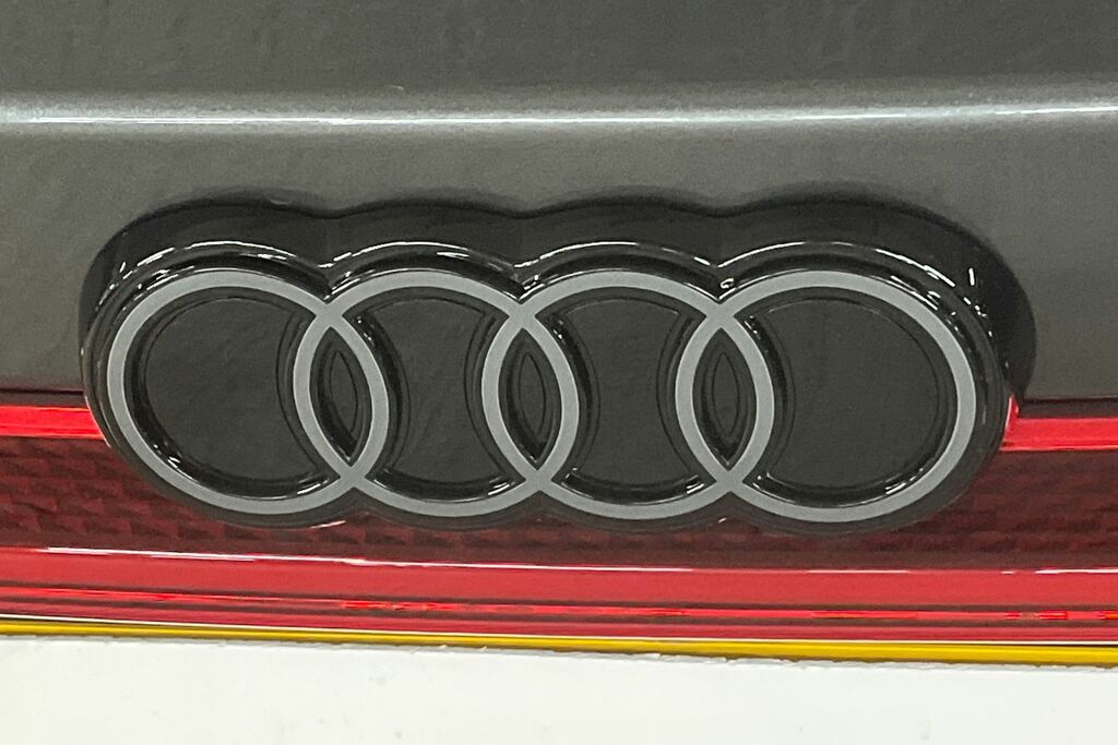 Audi E-tron 100Kwh Edition 1 Quattro 5-Door Blue #34