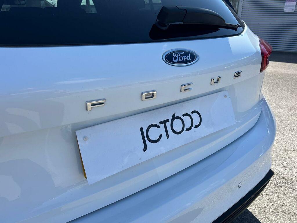 Ford Focus Zetec Non Local Svp 1.0L Ford Ecoboost 125P Grey #33
