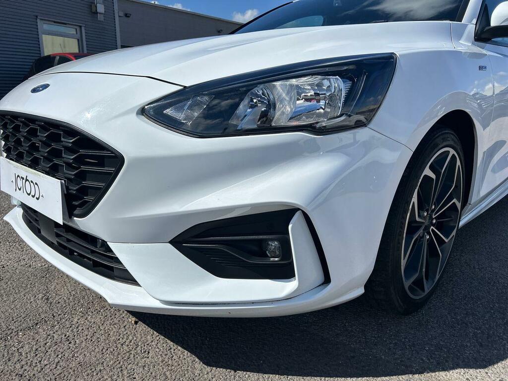 Ford Focus Zetec Non Local Svp 1.0L Ford Ecoboost 125P Grey #30
