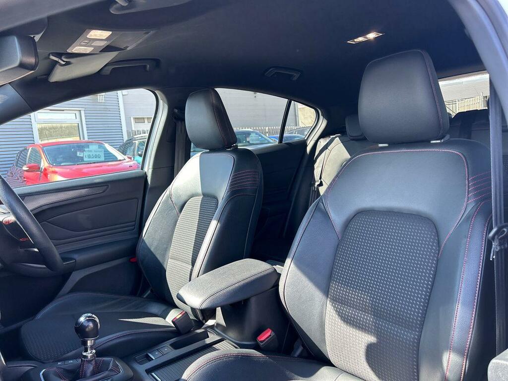 Ford Focus Zetec Non Local Svp 1.0L Ford Ecoboost 125P Grey #37