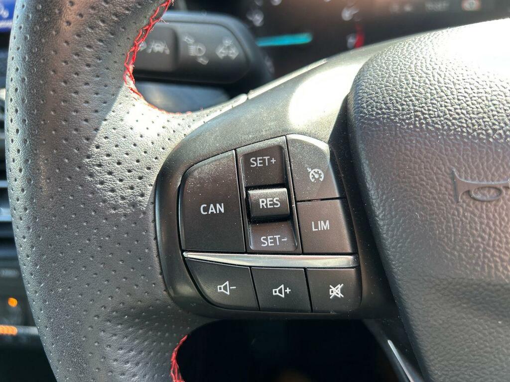 Ford Focus Zetec Non Local Svp 1.0L Ford Ecoboost 125P Grey #16