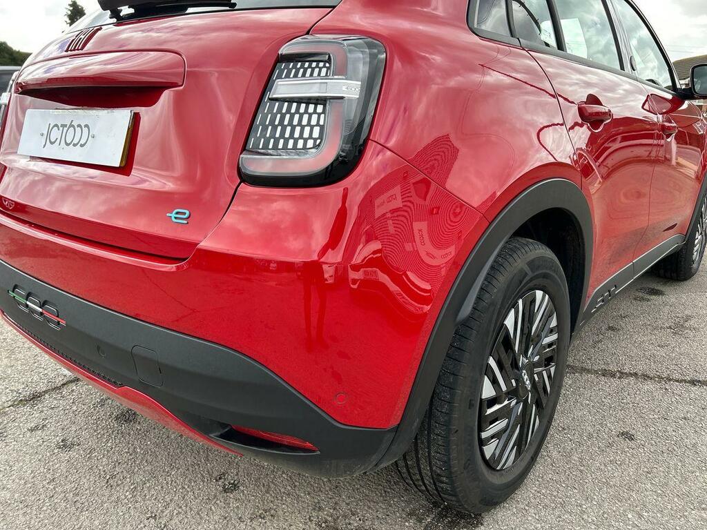Fiat 600e New Fiat 600E La Prima 54Kwh 154Hp #44